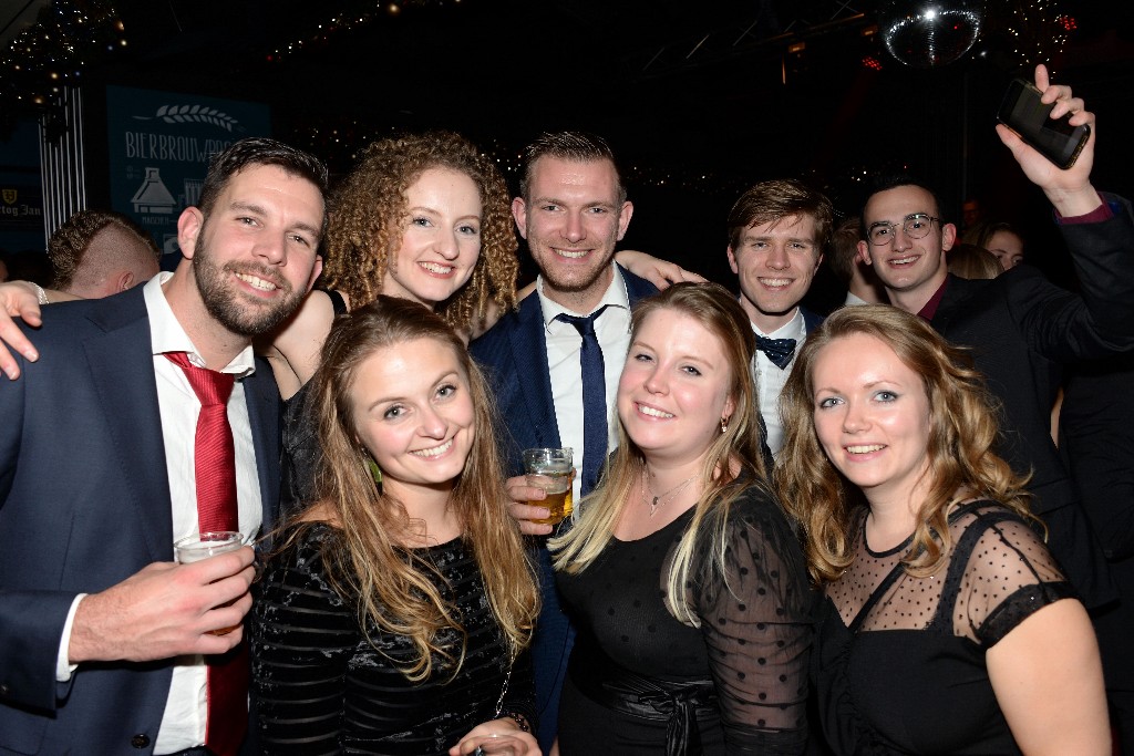 ../Images/Kerstfeest VdG 2019 031.jpg